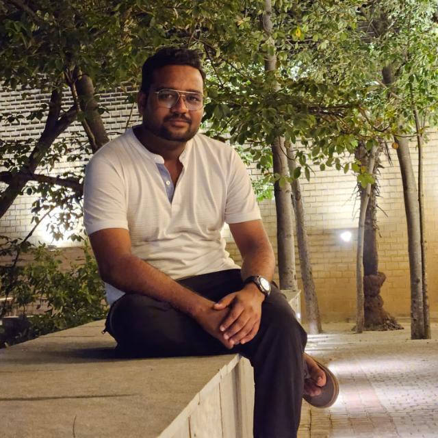 Vivek Kesarwani